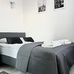 Inside Solec With Private Parking Apartment