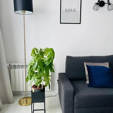 Inside Solec With Private Parking Appartement
